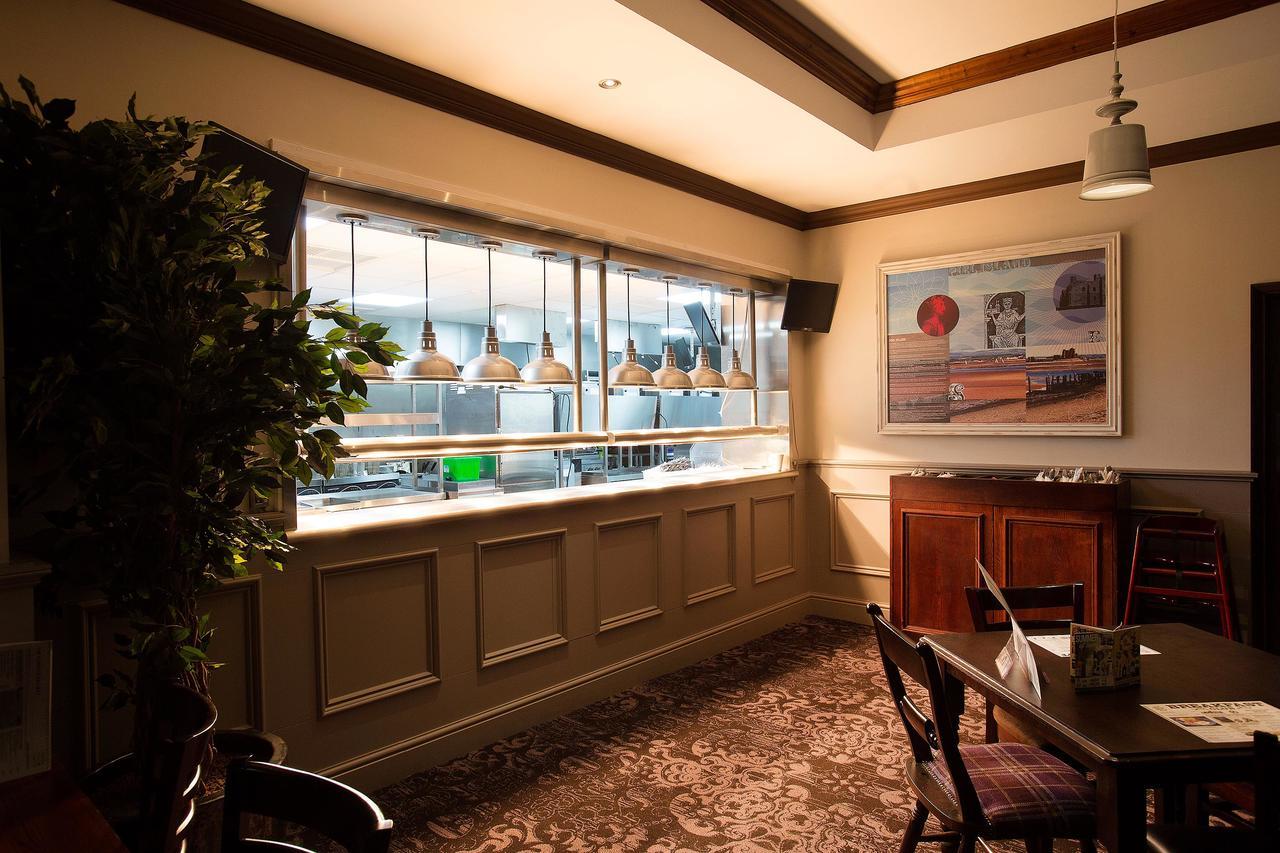 The Furness Railway Wetherspoon 호텔 배로우인퍼니스 외부 사진