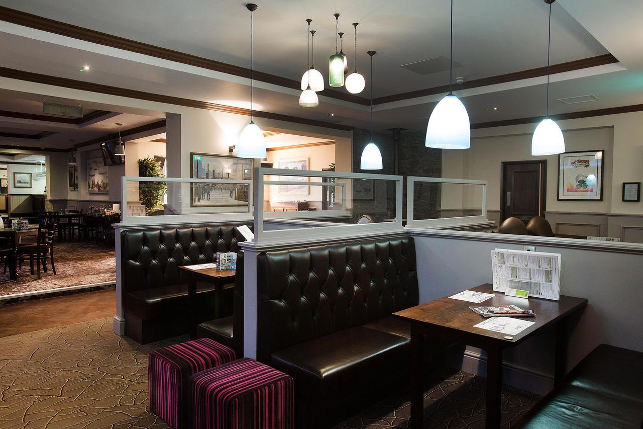 The Furness Railway Wetherspoon 호텔 배로우인퍼니스 외부 사진