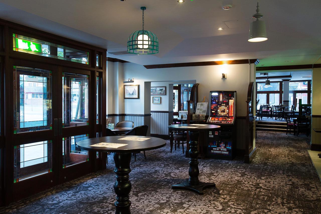 The Furness Railway Wetherspoon 호텔 배로우인퍼니스 외부 사진